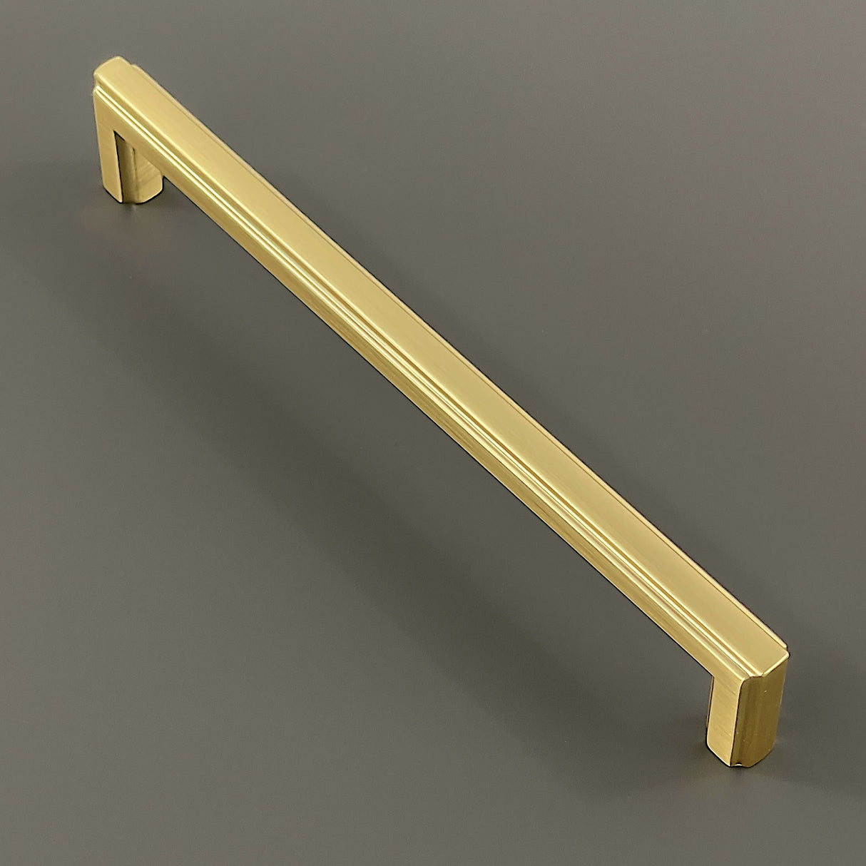 Harley & Wager, Haydock, Square Pull Handle, 320mm Centres